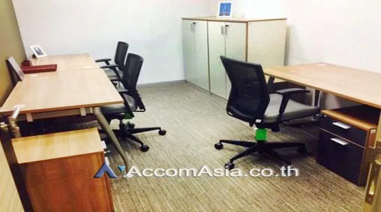 11  Office Space For Rent in Ploenchit ,Bangkok BTS Ploenchit at Q House Ploenchit Service Office AA10287
